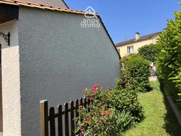 Maison
                                                                                                                                                                                                                                                                                                                        4 pièce(s)                                                                                                                                                                                                          3 chambre(s)                                                                                                                                                                                                          106.27  m²