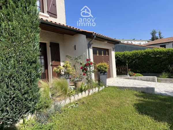 Maison
                                                                                                                                                                                                                                                                                                                        4 pièce(s)                                                                                                                                                                                                          3 chambre(s)                                                                                                                                                                                                          106.27  m²
