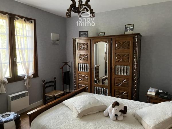 Maison
                                                                                                                                                                                                                                                                                                                        4 pièce(s)                                                                                                                                                                                                          3 chambre(s)                                                                                                                                                                                                          106.27  m²