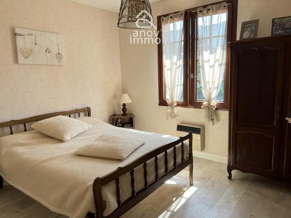 Maison
                                                                                                                                                                                                                                                                                                                        4 pièce(s)                                                                                                                                                                                                          3 chambre(s)                                                                                                                                                                                                          106.27  m²