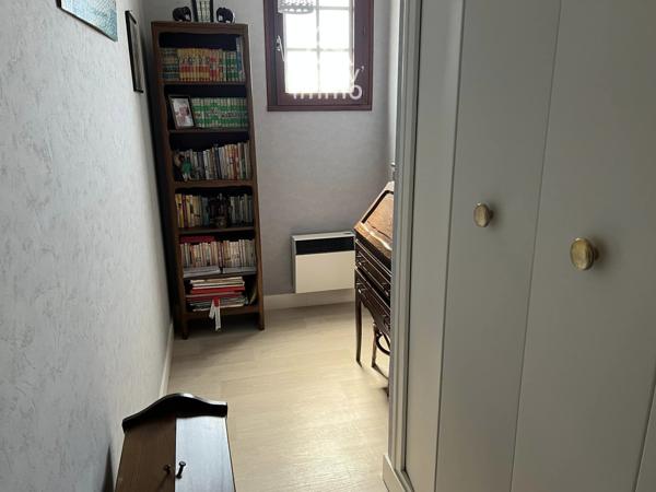 Maison
                                                                                                                                                                                                                                                                                                                        4 pièce(s)                                                                                                                                                                                                          3 chambre(s)                                                                                                                                                                                                          106.27  m²