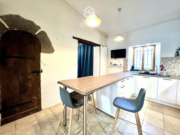 Maison
                                                                                                                                                                                                                                                                                                                        5 pièce(s)                                                                                                                                                                                                          3 chambre(s)                                                                                                                                                                                                          190  m²