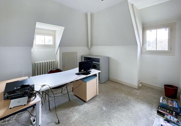 Maison Poissy 9 pièce(s) 215 m2