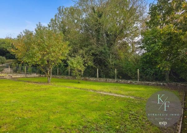 PROCHE GARE ET COMMERCES