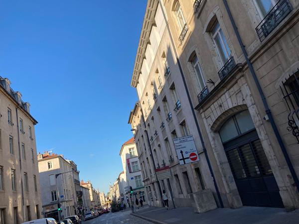 NANCY - appartement 4 pièces + GARAGE + CAVE - 81.15m²