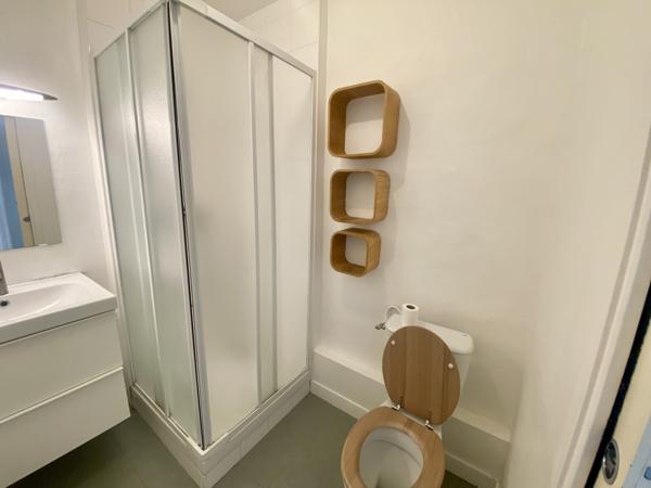 T3 - 7 rue Guépin, NANTES - 1er étage porte droite