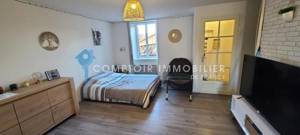 Maison
                                                                                                                                                                                                                                                                                                                        5 pièce(s)                                                                                                                                                                                                          4 chambre(s)                                                                                                                                                                                                          100  m²
