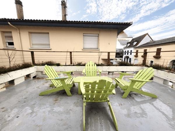 À vendre - T1, 1 pièce situé à Sauveterre-de-Béarn (64390)