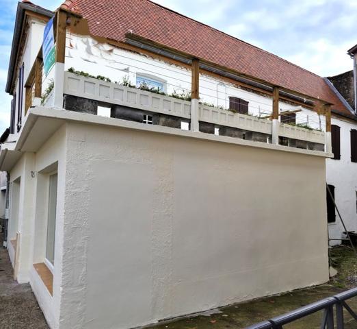 À vendre - T1, 1 pièce situé à Sauveterre-de-Béarn (64390)