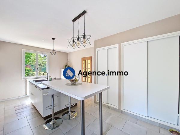 À vendre - Maison ancienne, 6 pièces située à Château-la-Vallière (37330)