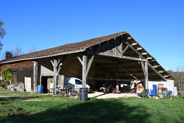 Cuzorn (47500) Maison de campagne au calme sur plus de 2,5 hectares