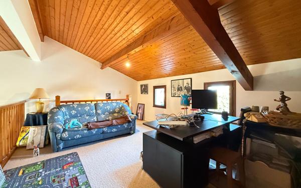 Maison à vendre    5 pièces •  Saint-Augustin