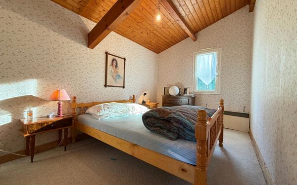 Maison à vendre    5 pièces •  Saint-Augustin