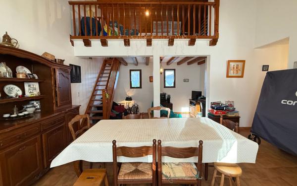 Maison à vendre    5 pièces •  Saint-Augustin