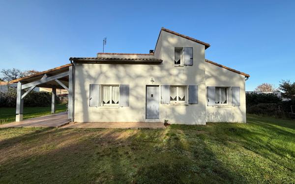 Maison à vendre    5 pièces •  Saint-Augustin