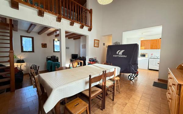 Maison à vendre    5 pièces •  Saint-Augustin