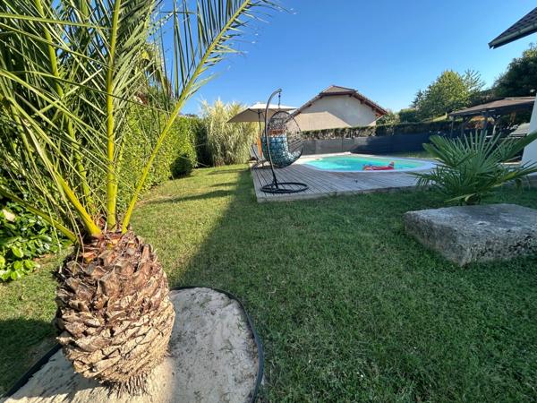 brison saint innocent maison (1997) 4 pièces 95 m2 env garage, terrain de 900 m2 env avec piscine.