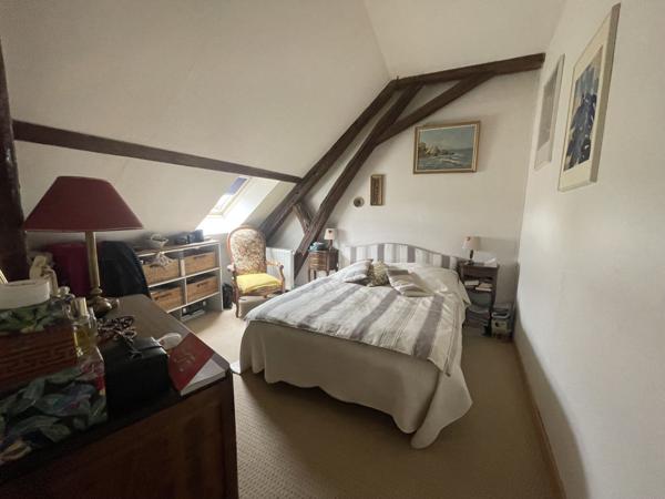 Vente Maison120 m² - 7 Pièces - CHATEAUMEILLANT (18370)