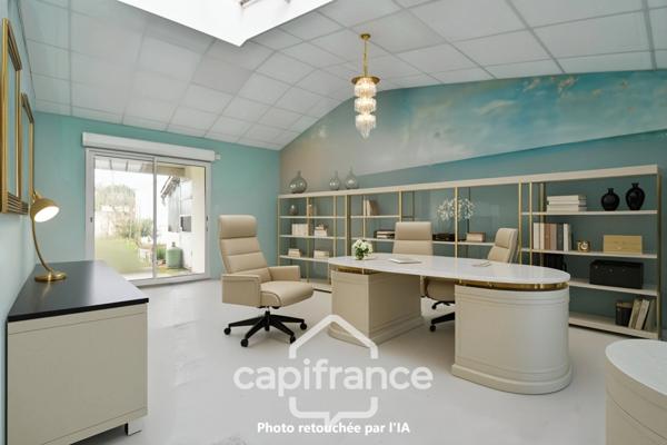 Maison à vendre entièrement rénovée, 6 pièces SAINT JEAN D'ANGELY (17), proche commerces avec jardin et garage