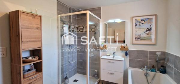 Immeuble divisible pour investisseurs avec garage jardin