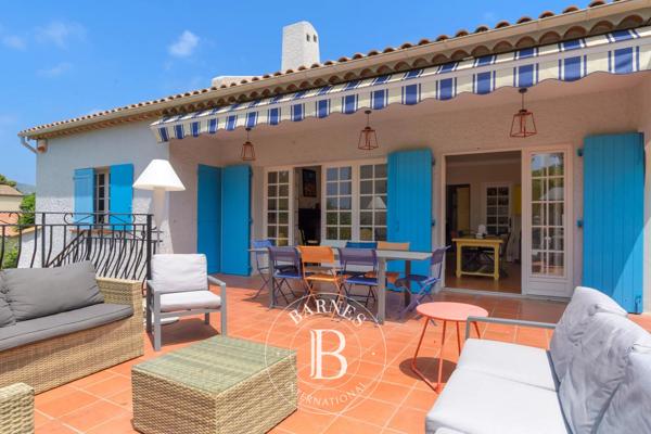 Sanary-sur-Mer, Villa 7 Chambres -  260 m² à vendre