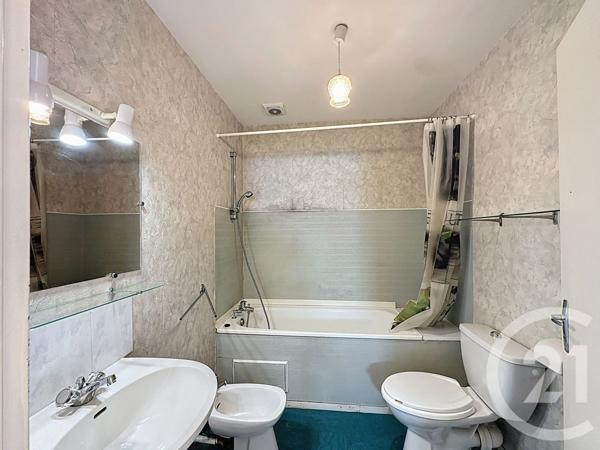 Maison à vendre  5 pièces - 104,80 m2 ST GIRONS - 09