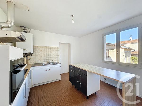 Maison à vendre  5 pièces - 104,80 m2 ST GIRONS - 09