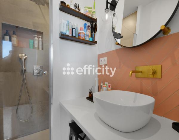 Appartement
         3 pièces
        - 66 m² Exclusivité 450 000 € *