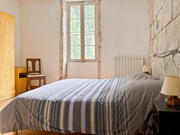 Saint-Rémy-de-Provence (13210) Ensemble immobilier à fort potentiel sur 6.5 ha