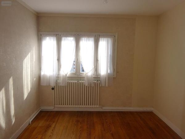 Maison à vendre à Nogent-le-Rotrou dans l'Eure-et-Loir (28400), ref : NOG 1040