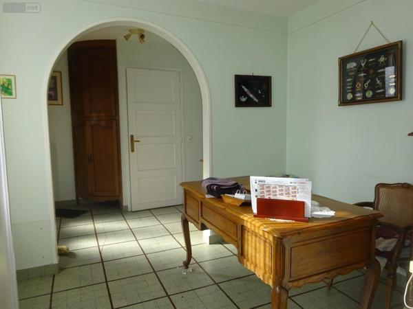 Maison à vendre à Nogent-le-Rotrou dans l'Eure-et-Loir (28400), ref : NOG 1040