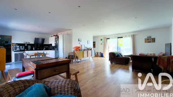 Maison à vendre 5 pièces 143 m² Créon