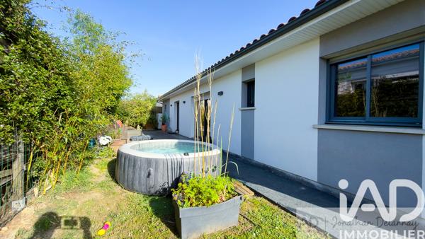 Maison à vendre 5 pièces 143 m² Créon