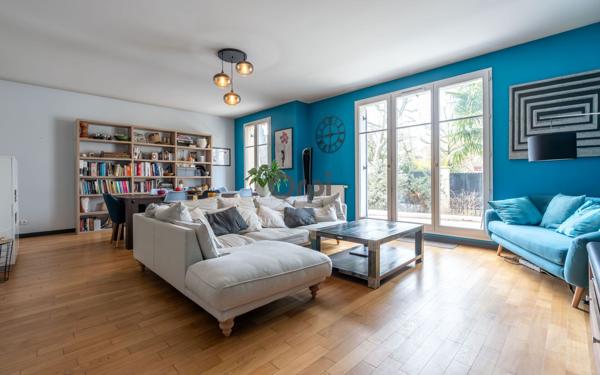 Maison à vendre    6 pièces • 156,69 m2 Joinville-le-Pont