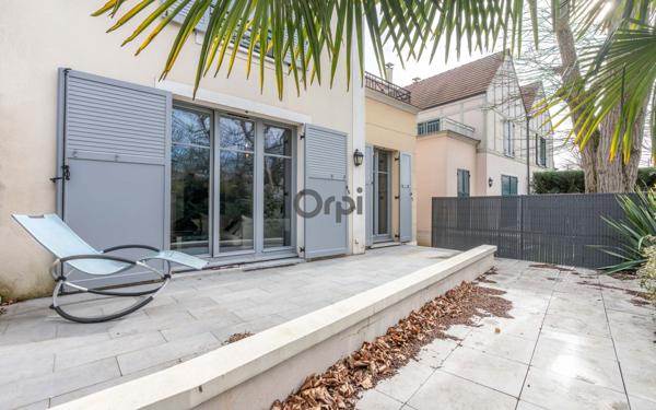 Maison à vendre    6 pièces • 156,69 m2 Joinville-le-Pont