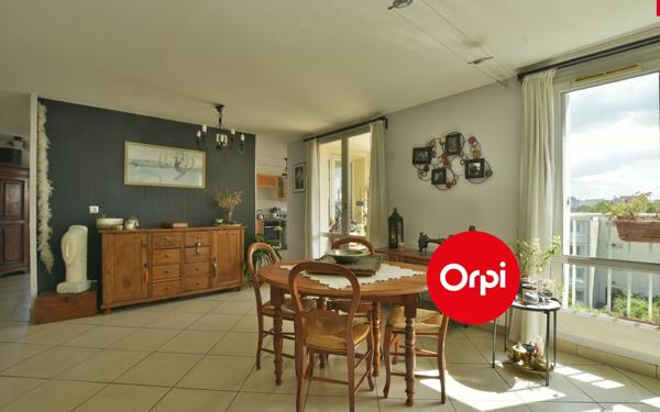 Appartement à vendre    4 pièces • 91,66 m2 Vénissieux