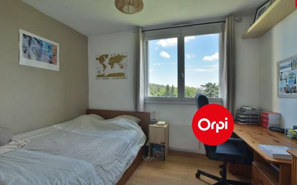 Appartement à vendre    4 pièces • 91,66 m2 Vénissieux