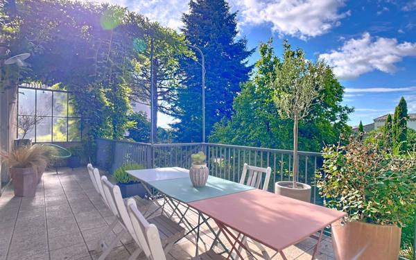 Maison à vendre    5 pièces • 134,15 m2 Tournon-sur-Rhône