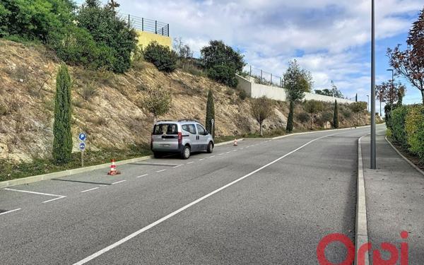 Stationnement à vendre    Sainte-Maxime