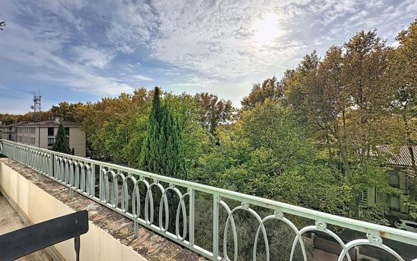 Appartement à vendre    4 pièces • 172,87 m2 Avignon