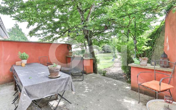 Maison à vendre    6 pièces • 156 m2 Lentilly