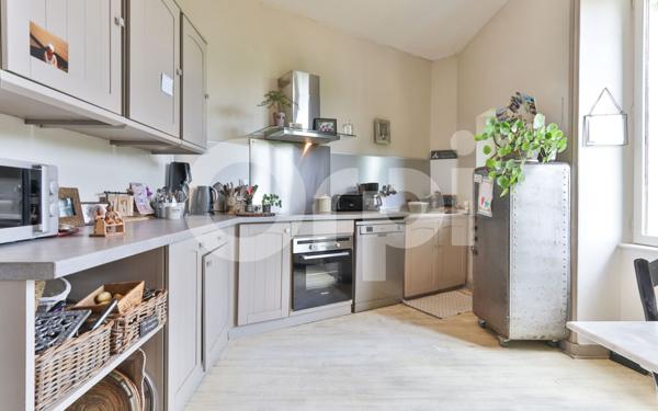 Maison à vendre    6 pièces • 156 m2 Lentilly