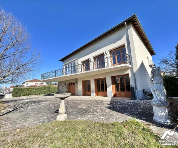 Maison Montrond-les-Bains 11 pièces 255m²