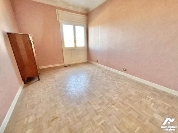 Maison Montrond-les-Bains 11 pièces 255m²