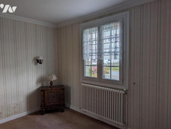 A deux pas des commodités et écoles, maison de 4 chambres avec cave