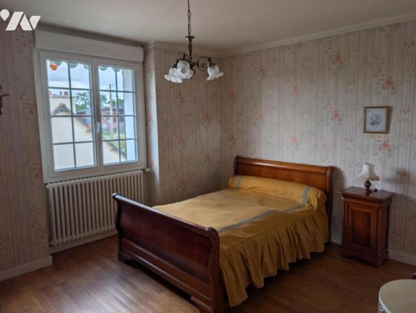 A deux pas des commodités et écoles, maison de 4 chambres avec cave