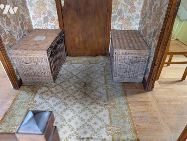 A deux pas des commodités et écoles, maison de 4 chambres avec cave