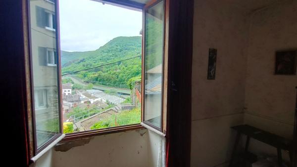 Batiment Tenay 8 pièce(s)