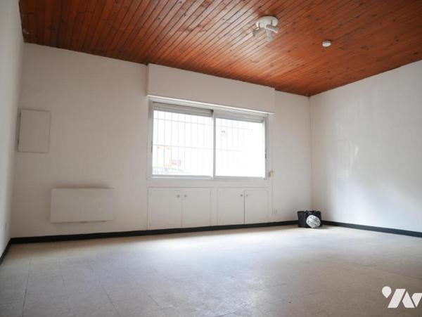 Centre ville de MONTPELLIER, quartier " Chaptal - Parc Clémenceau", un studio de 29 m².