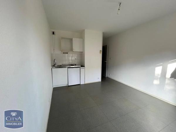 Appartement à louer 1 pièce 21.64m²